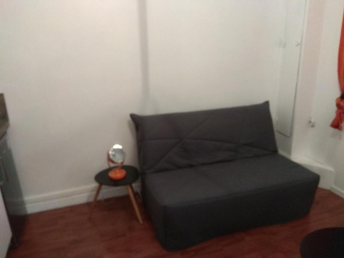 Studio 25 m² Moulins  Esterno foto